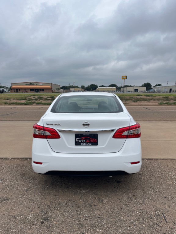 2015 Nissan Sentra Image 4
