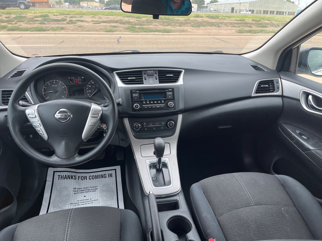 2015 Nissan Sentra Image 6