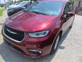 Image for 2023 Chrysler Pacifica Touring L ID: 6694684