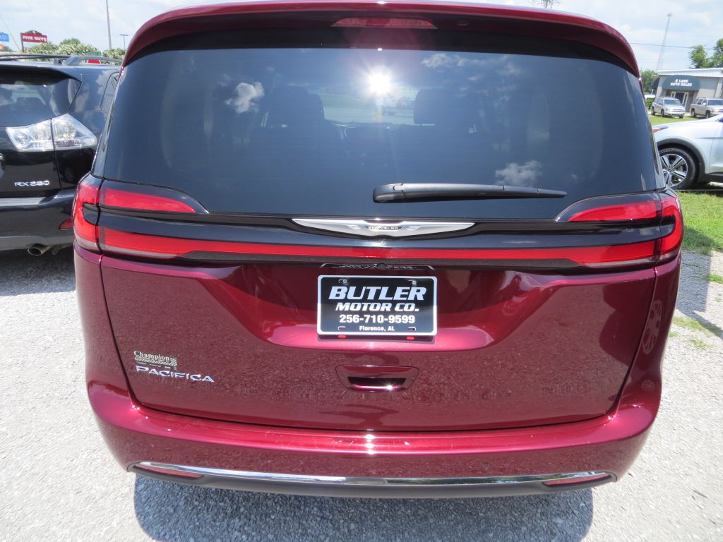 2023 Chrysler Pacifica Image 5