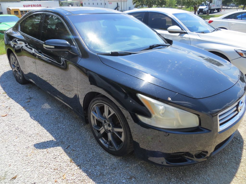 2014 Nissan Maxima Image 2