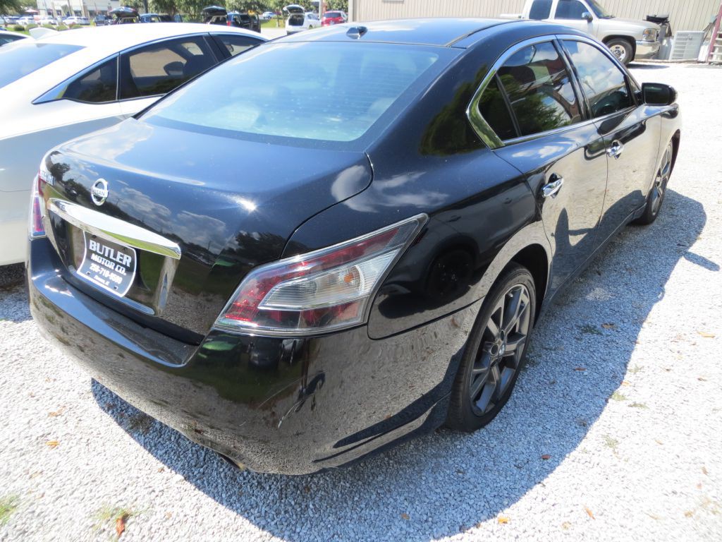 2014 Nissan Maxima Image 3
