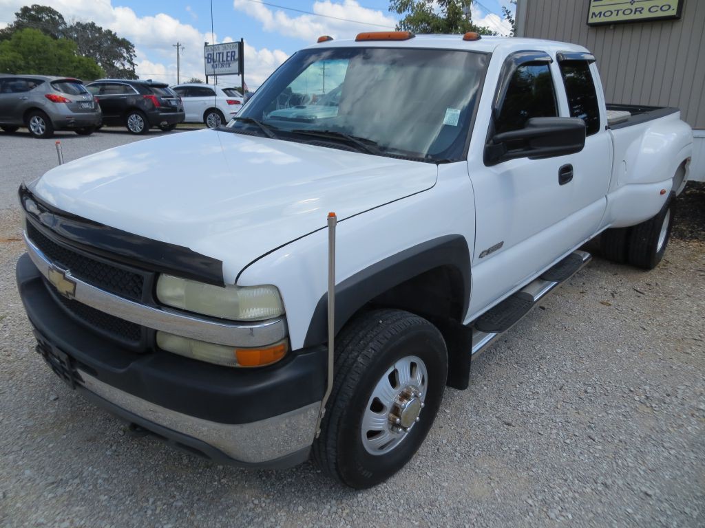 2001 Chevrolet Silverado 1500 Image 1