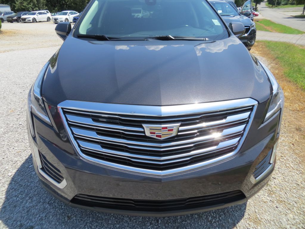 2019 Cadillac XT5 Image 2