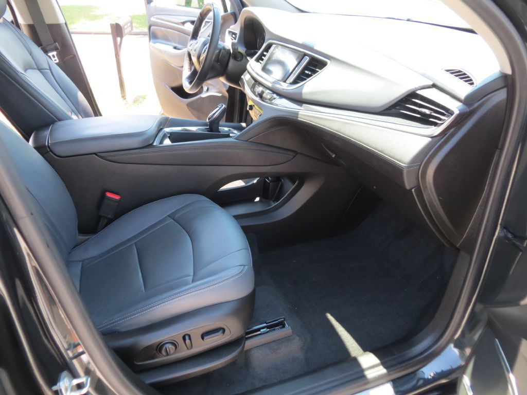 2020 Buick Enclave Image 7