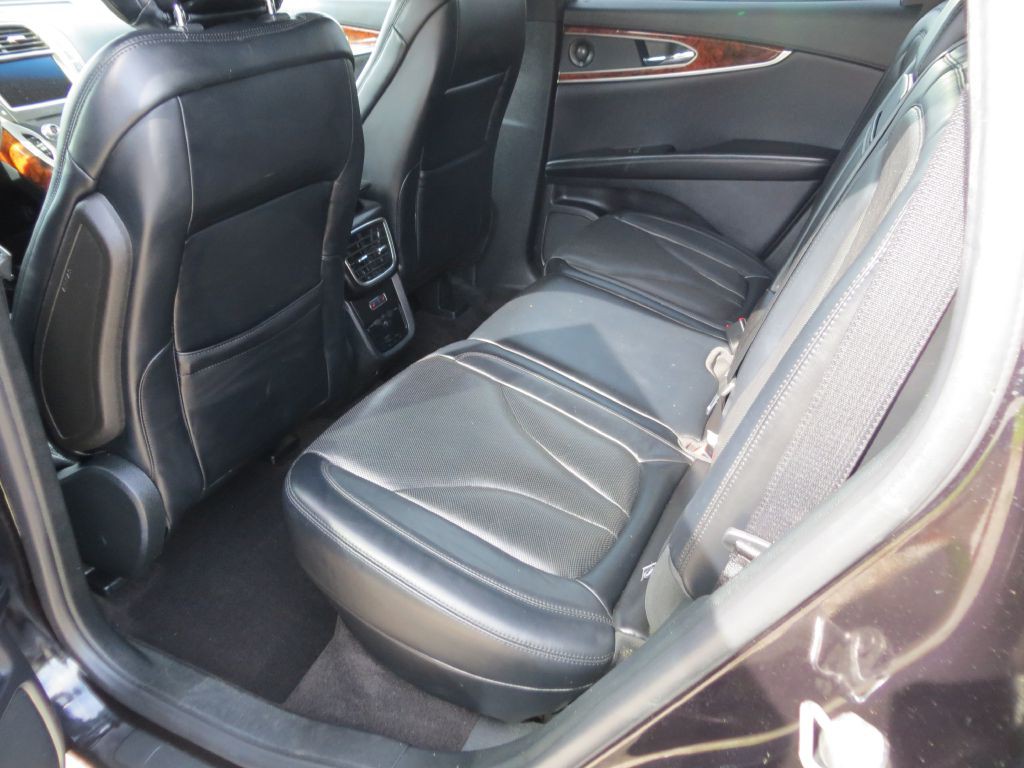 2020 Lincoln Nautilus Image 7