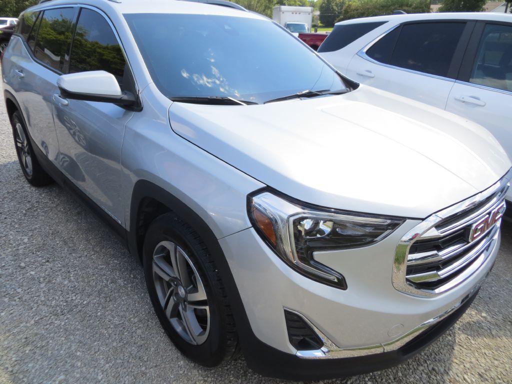 2020 GMC Terrain Image 3