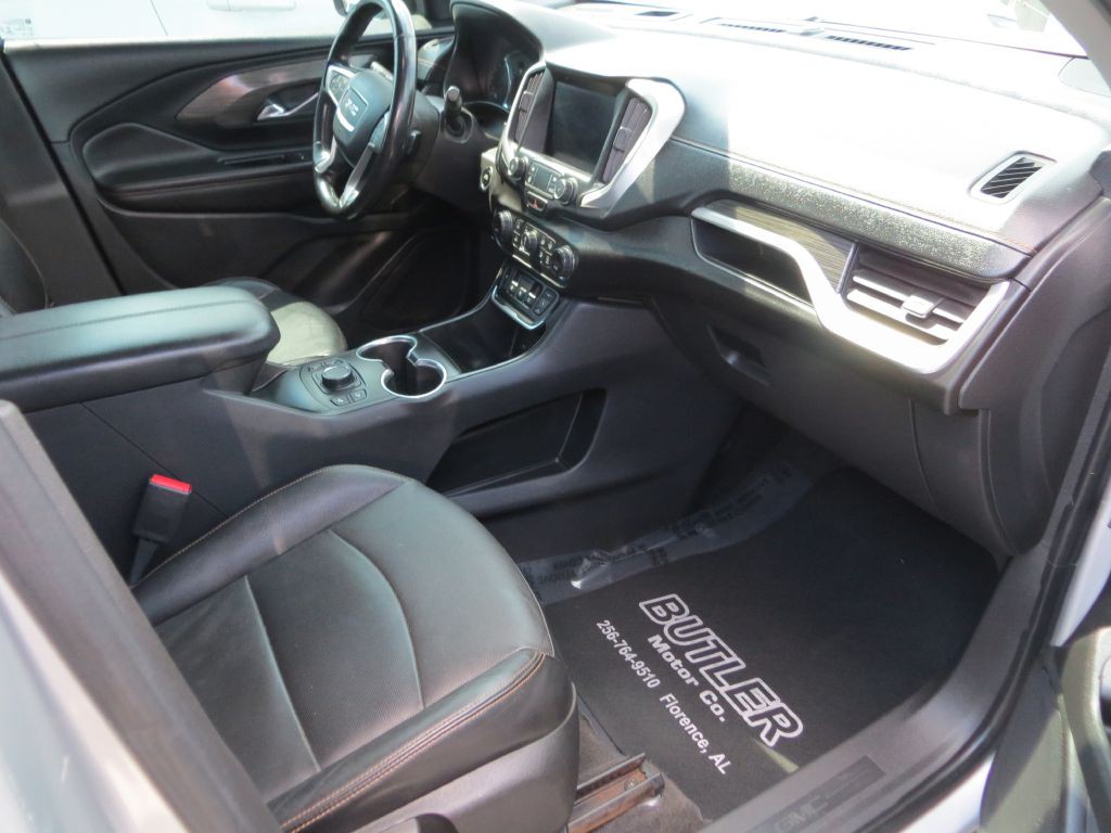 2020 GMC Terrain Image 8