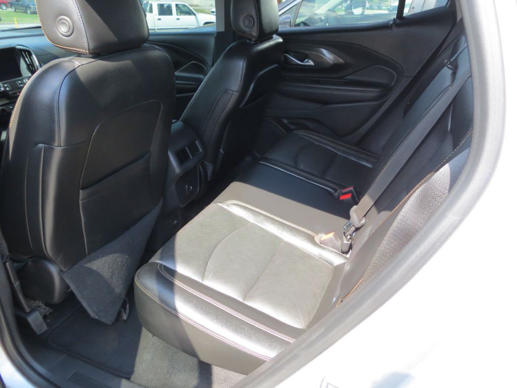2020 GMC Terrain Image 9