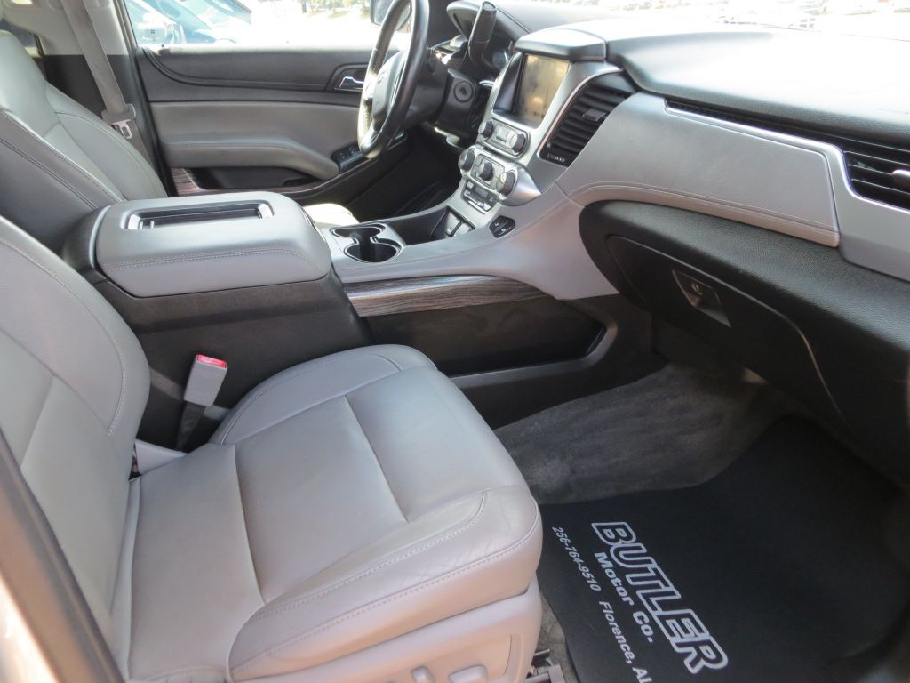 2015 Chevrolet Suburban Image 9