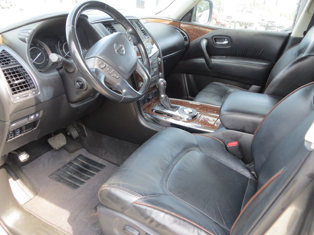 2019 Nissan Armada Image 9