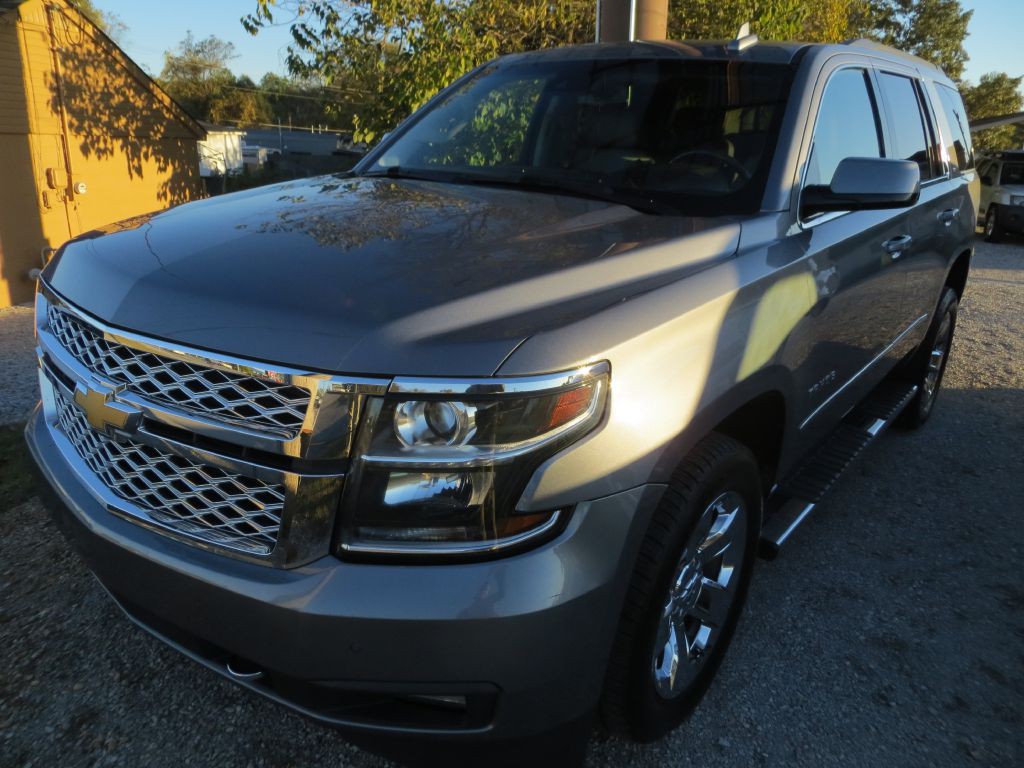 2018 Chevrolet Tahoe Image 2