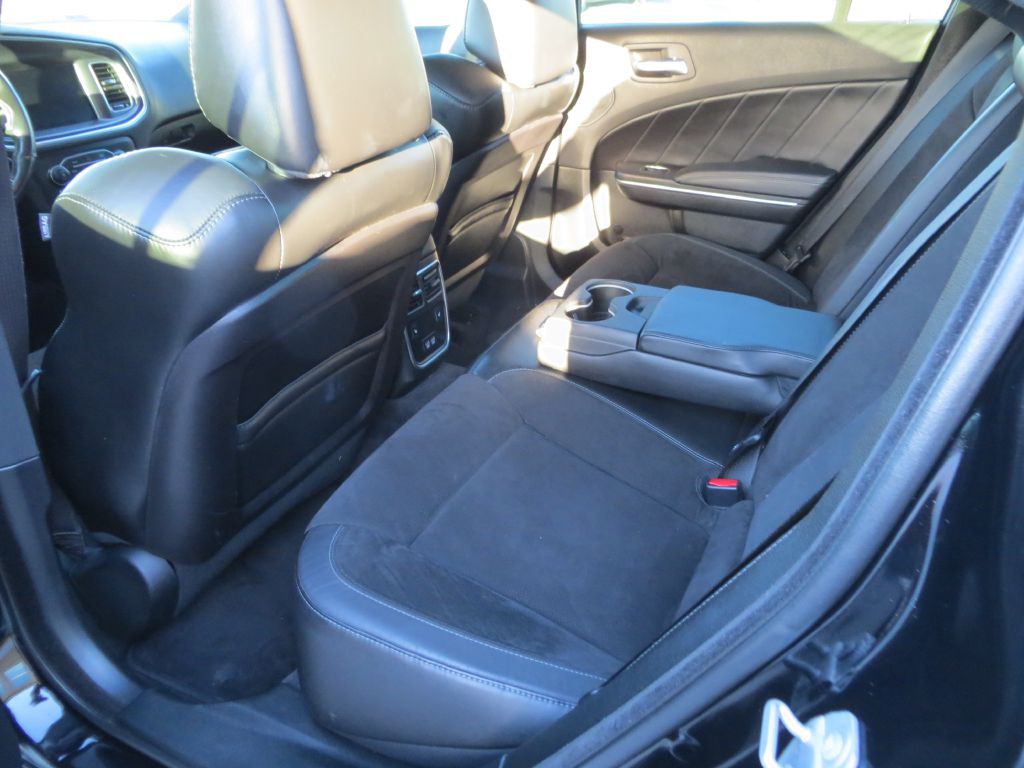 2018 Dodge Charger Image 8