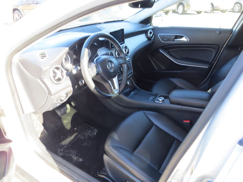 2015 Mercedes-Benz GLA-Class Image 7