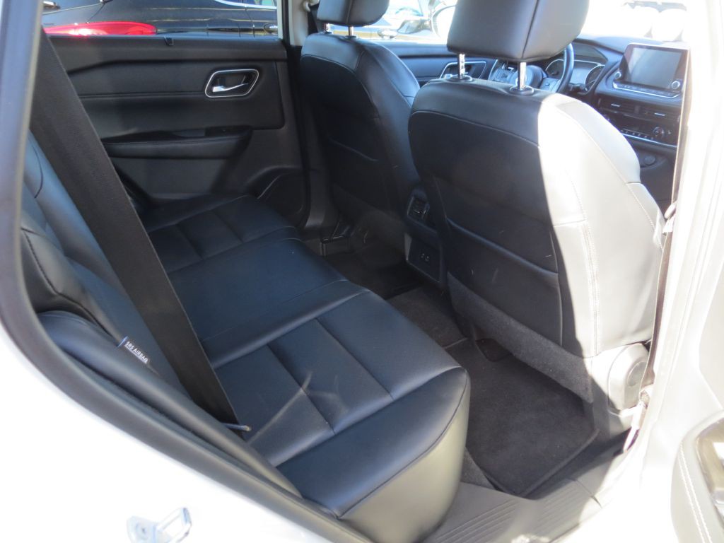 2015 Mercedes-Benz GLA-Class Image 9