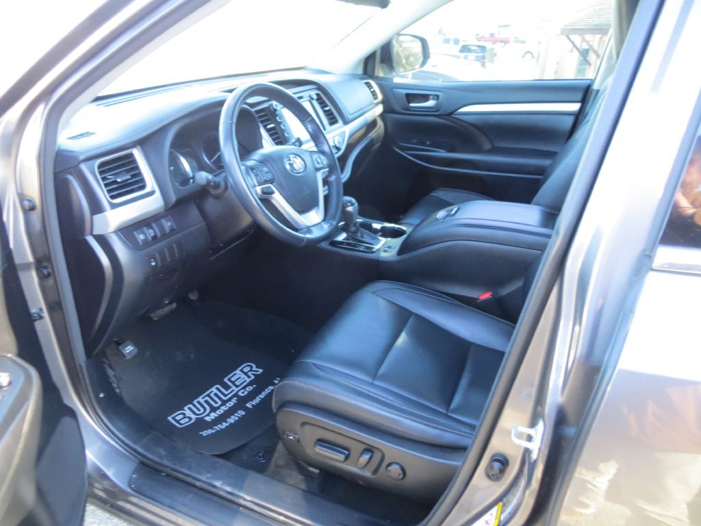 2018 Toyota Highlander Image 7