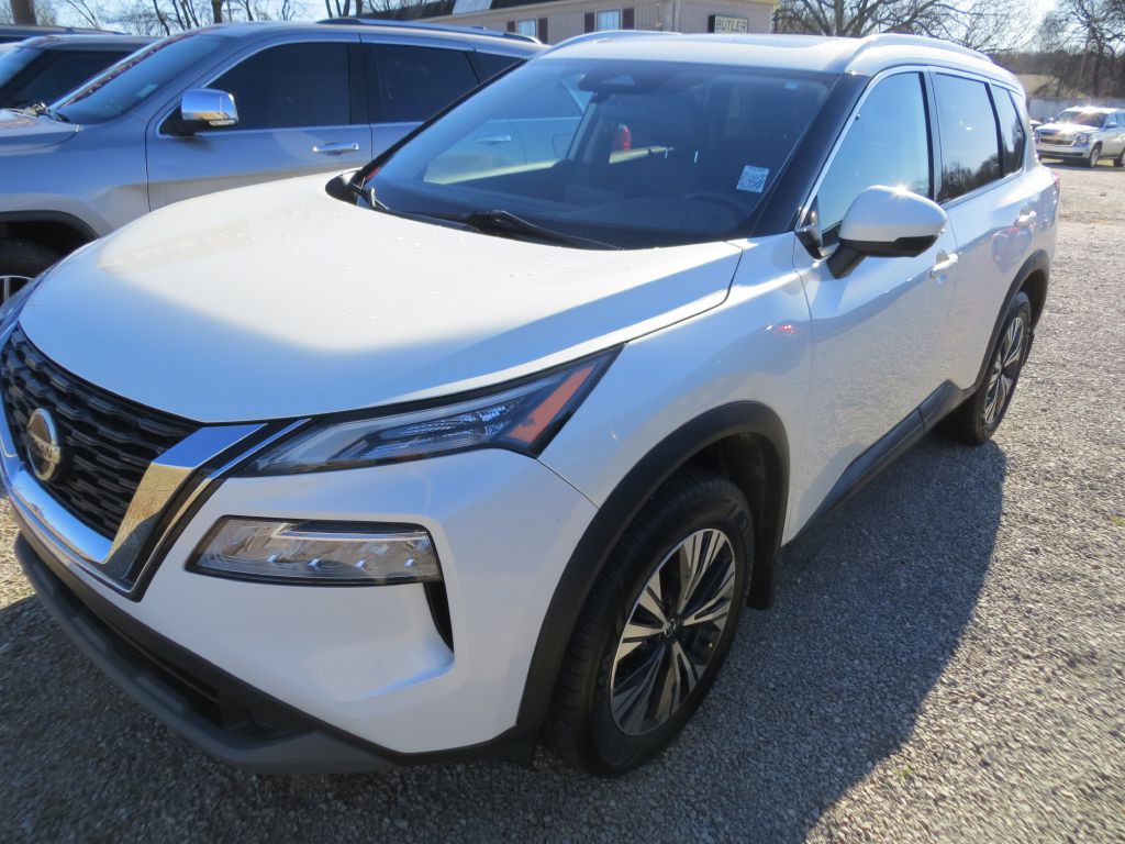 2021 Nissan Rogue Image 1