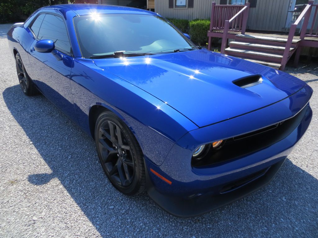 2021 Dodge Challenger Image 3