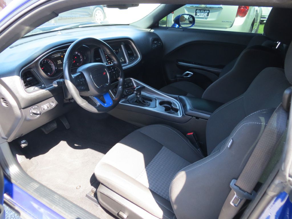 2021 Dodge Challenger Image 7