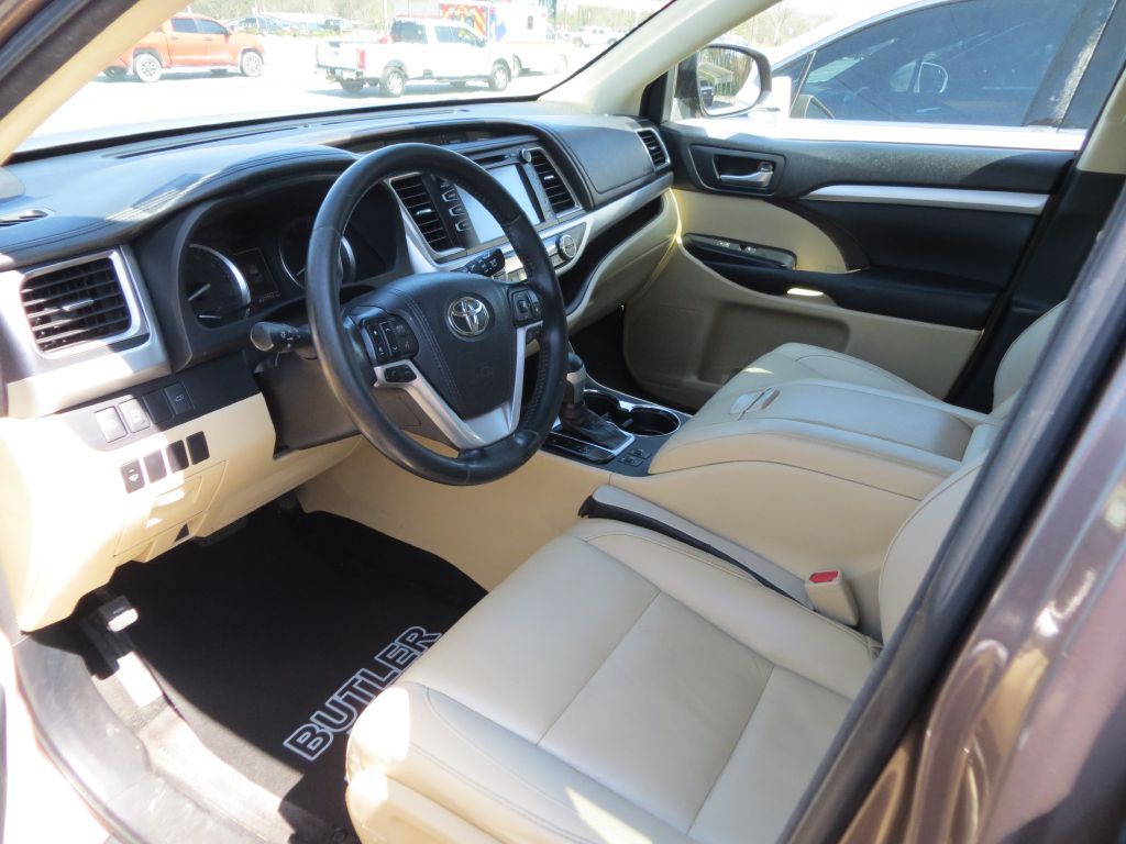 2018 Toyota Highlander Image 7