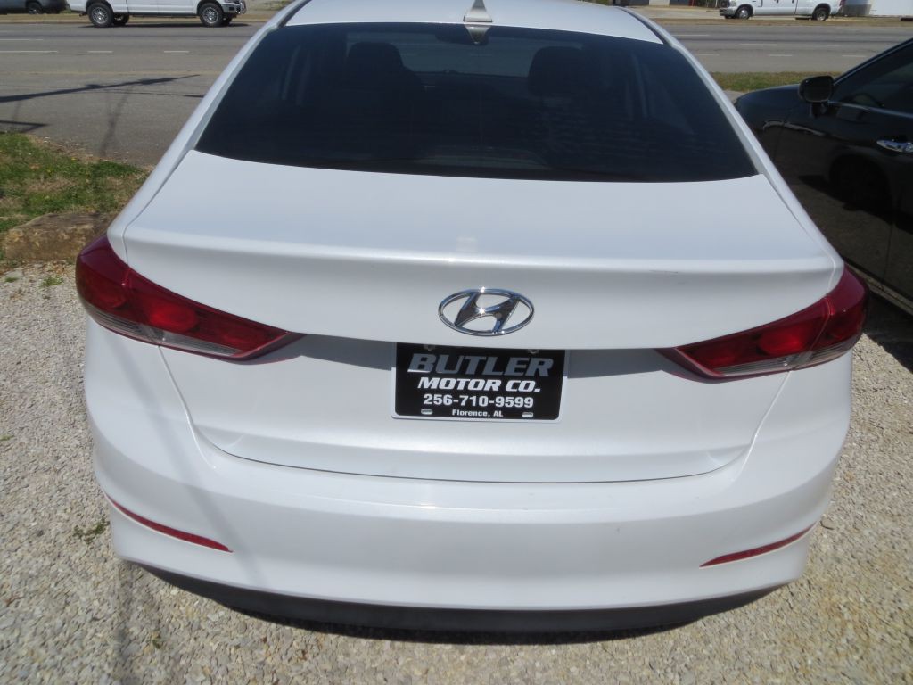 2018 Hyundai Elantra Image 5