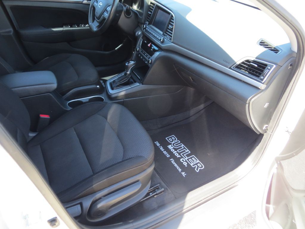 2018 Hyundai Elantra Image 8