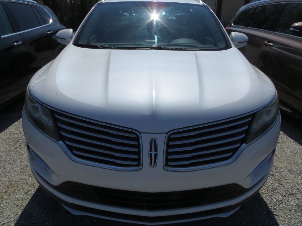2015 Lincoln MKC Image 2