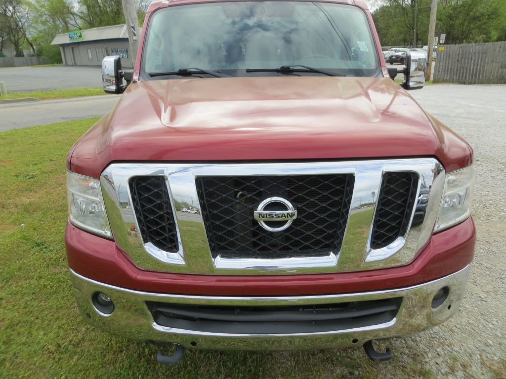 2017 Nissan NV Image 2