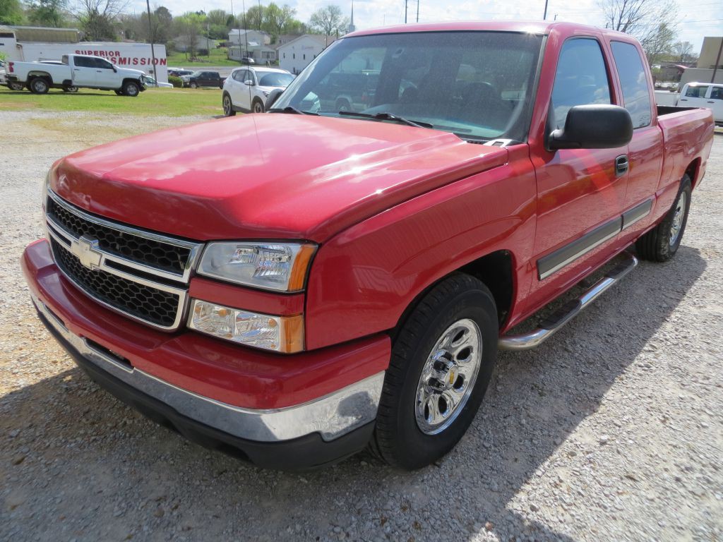 2006 Chevrolet Silverado 1500 Image 1
