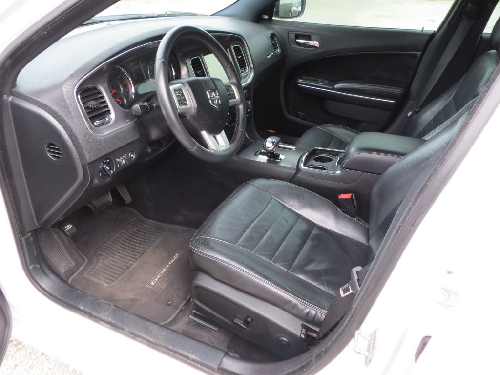 2013 Dodge Charger Image 7