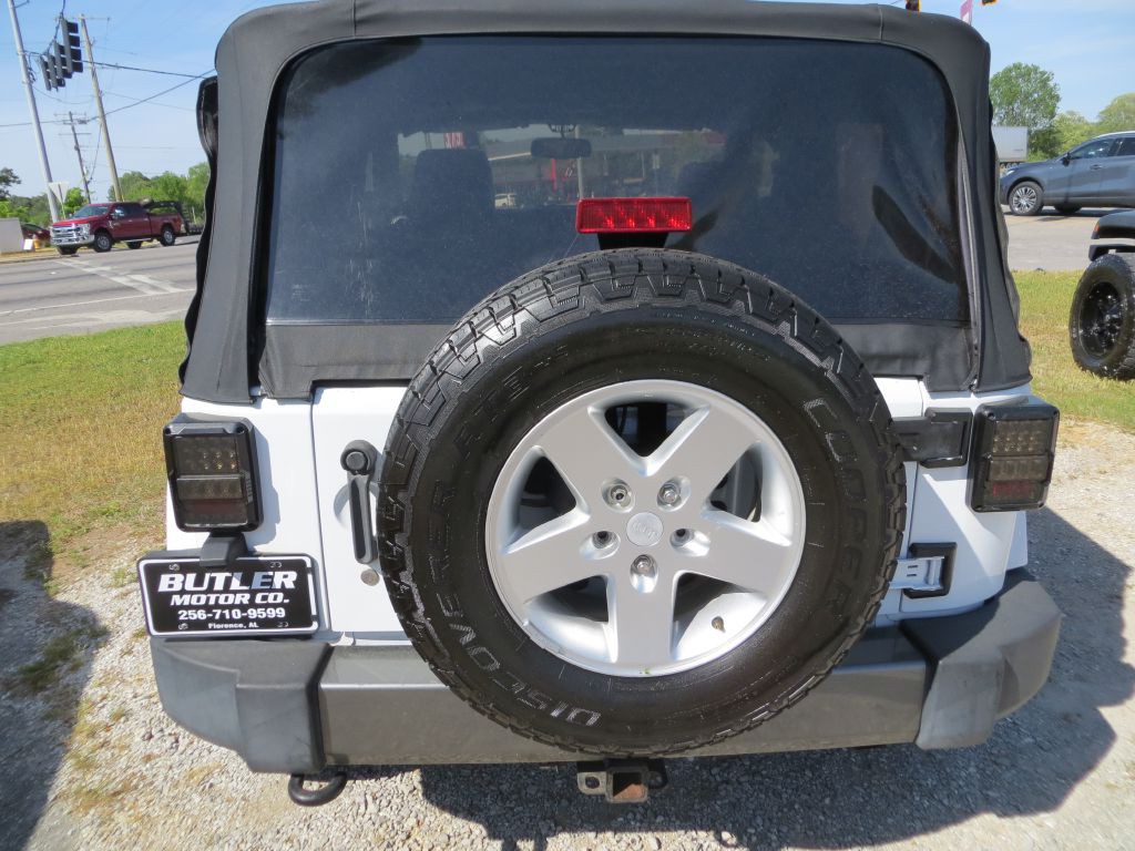 2014 Jeep Wrangler Image 5