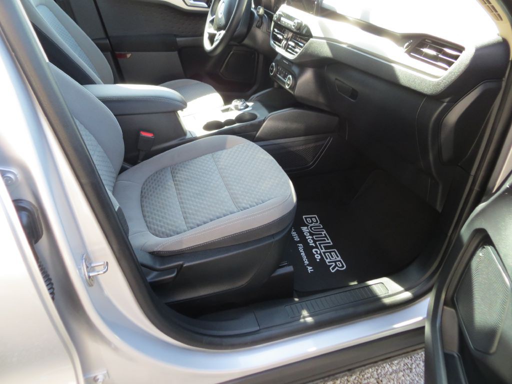 2020 Ford Escape Image 9