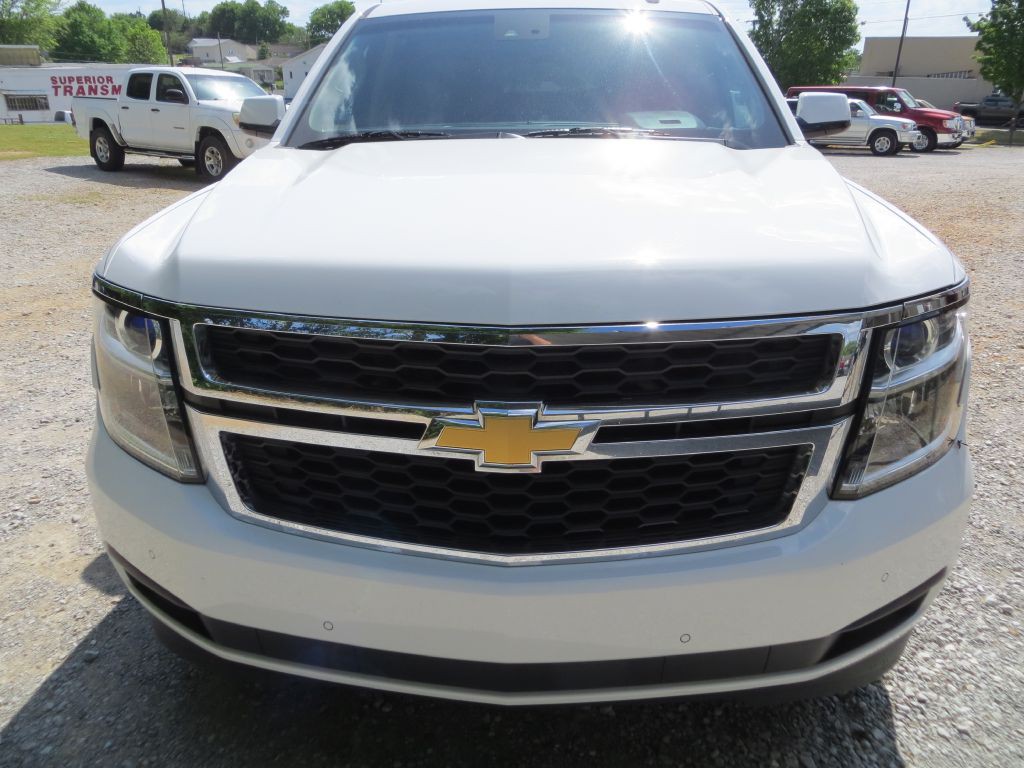 2016 Chevrolet Tahoe Image 2