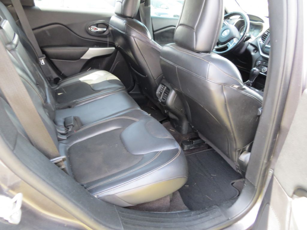 2016 Hyundai Elantra Image 10