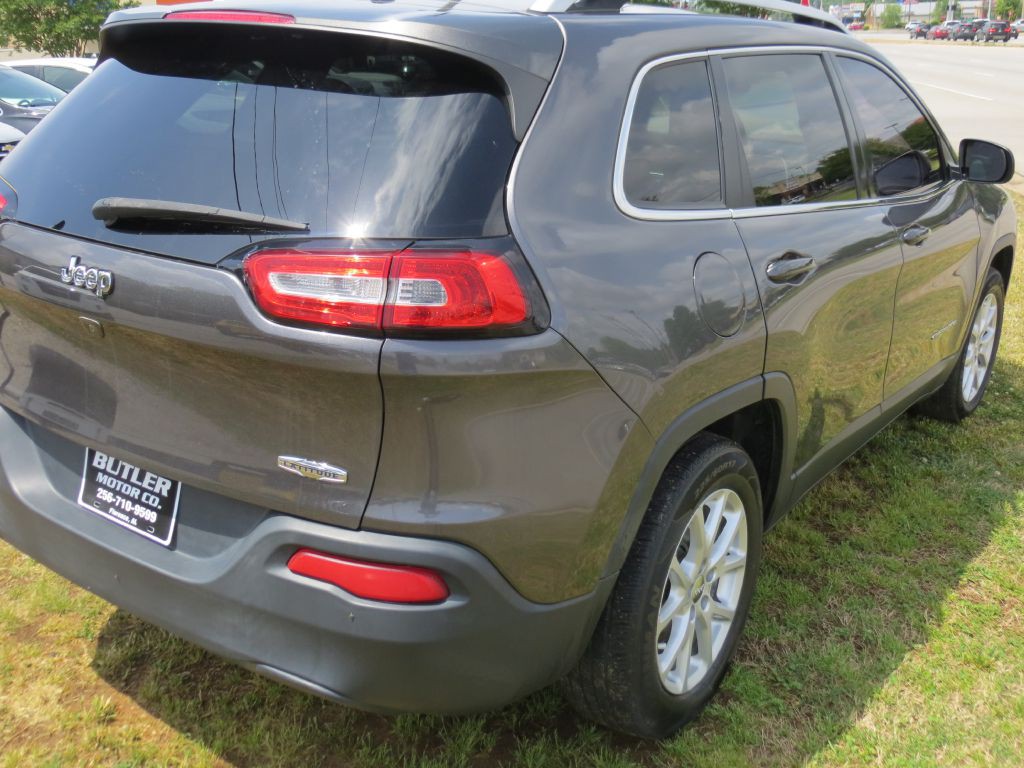 2018 Jeep Cherokee Image 4