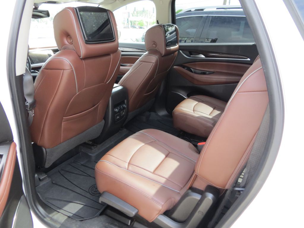 2019 Buick Enclave Image 8