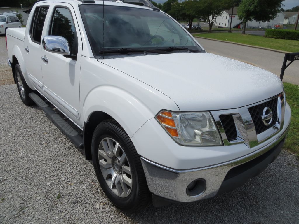 2011 Nissan Frontier Image 3