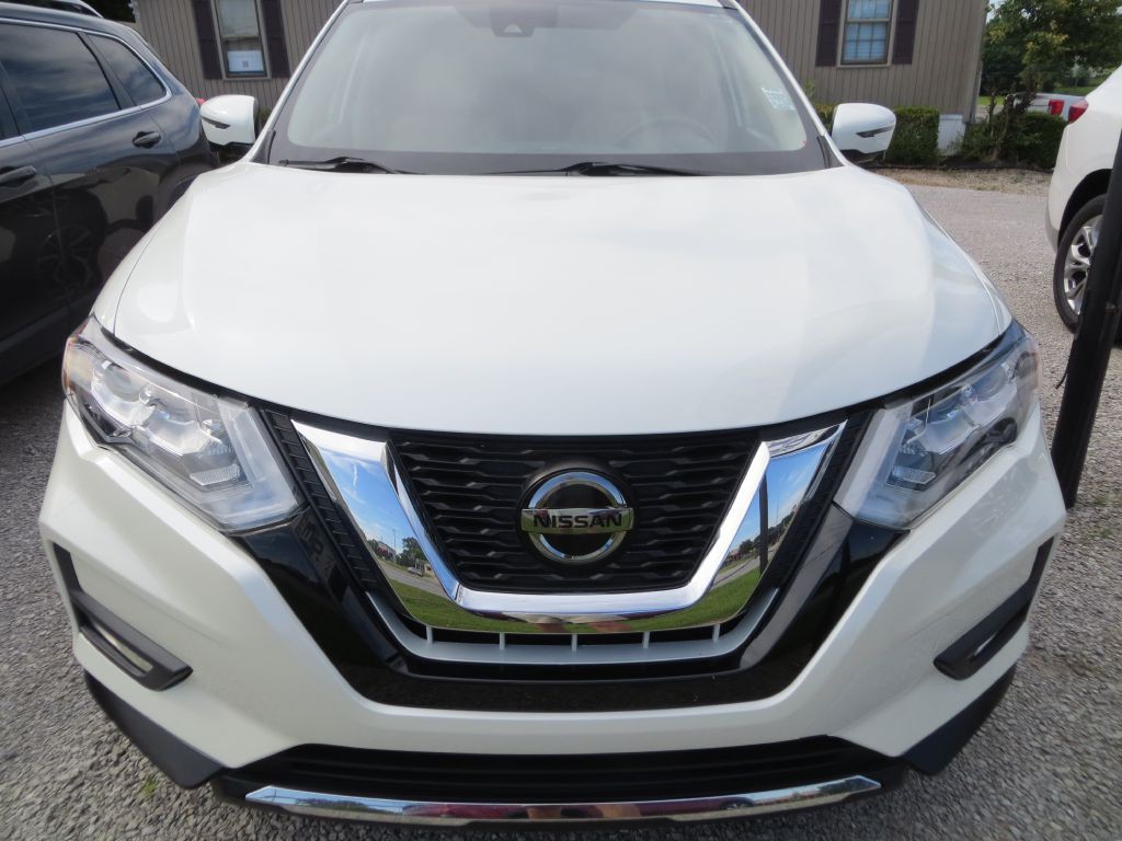 2020 Nissan Rogue Image 2
