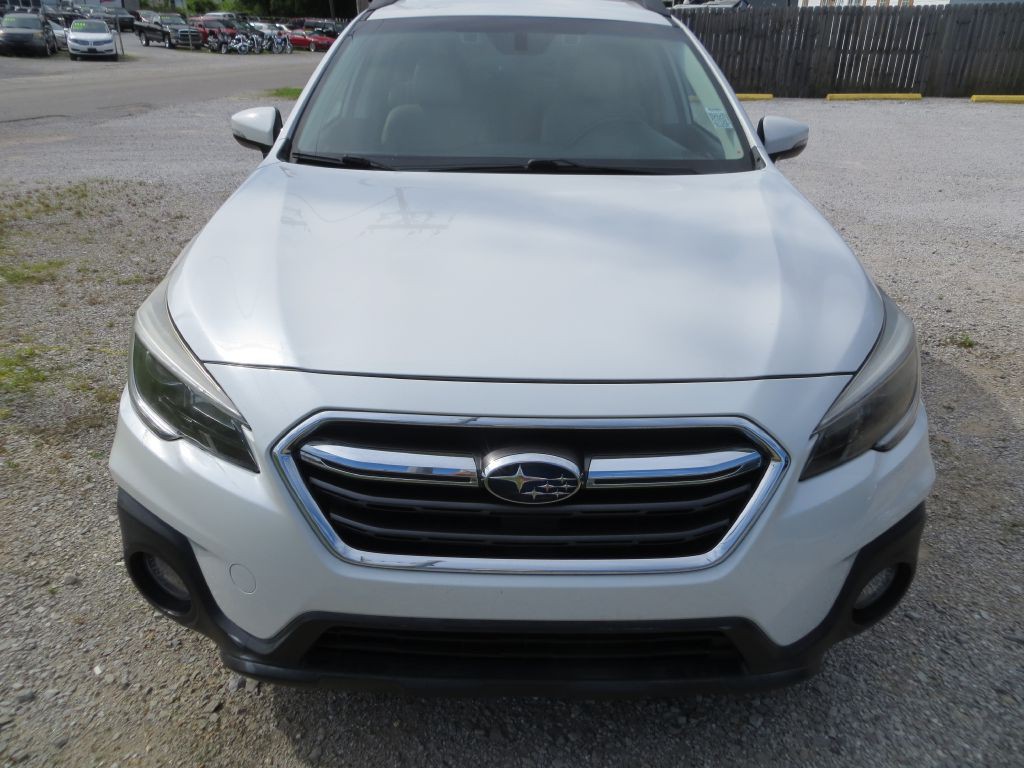 2019 Subaru Outback Image 2