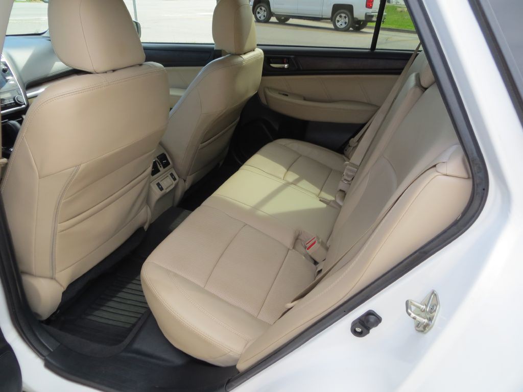 2019 Subaru Outback Image 7