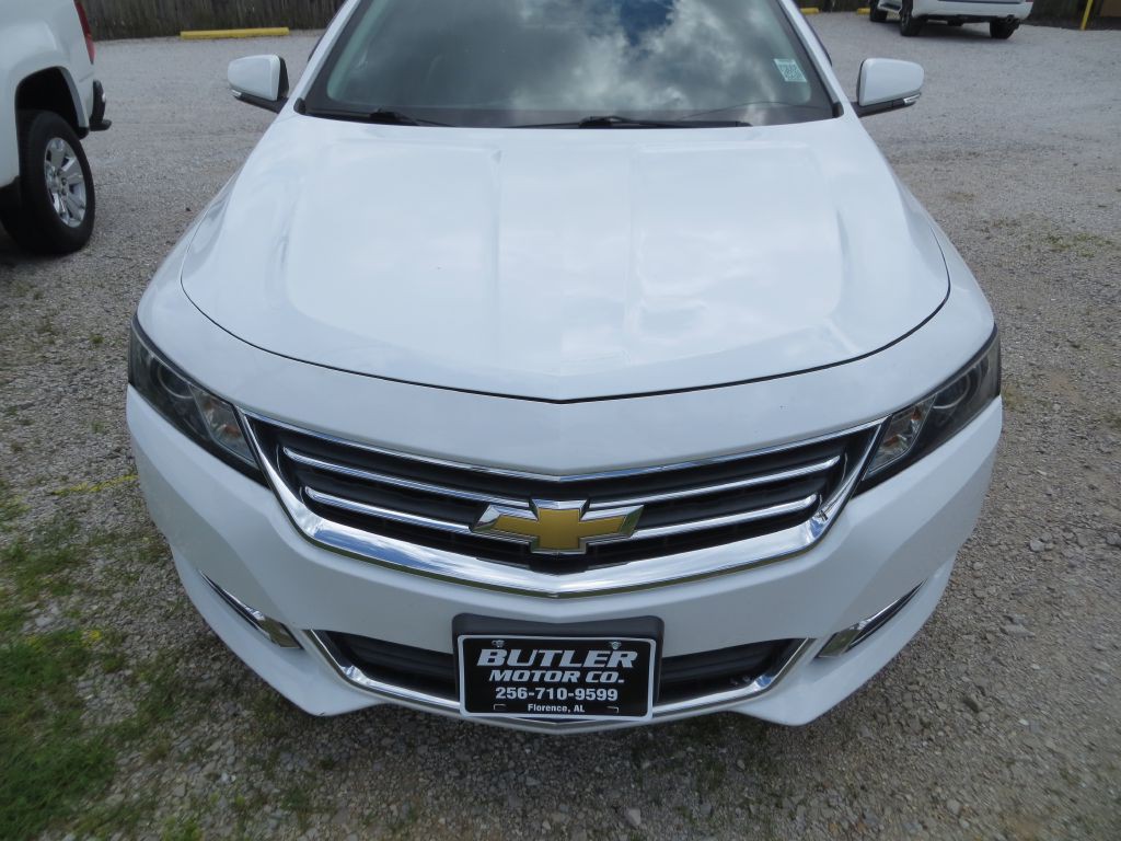 2017 Chevrolet Impala Image 2