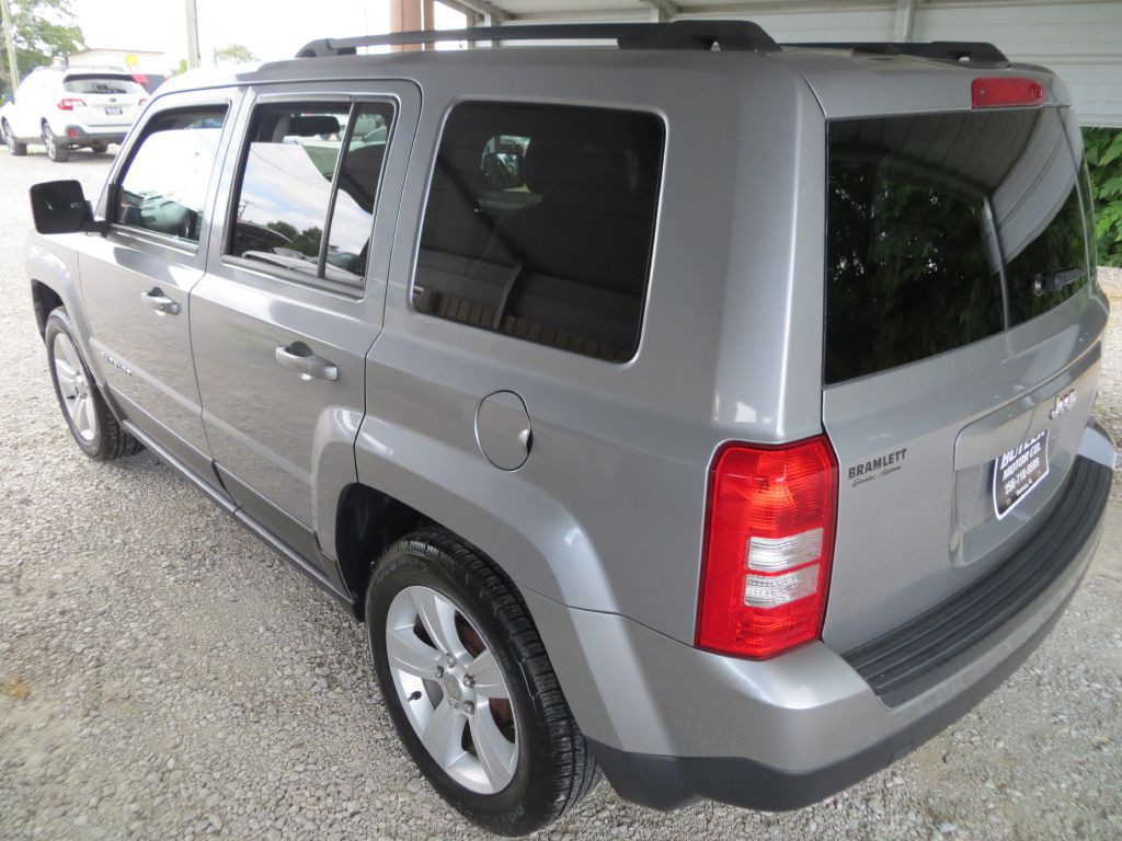 2017 Jeep Patriot Image 6