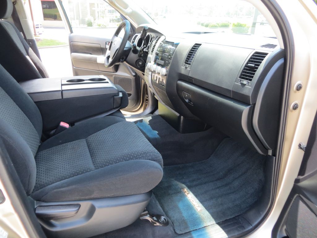 2008 Toyota Tundra Image 9