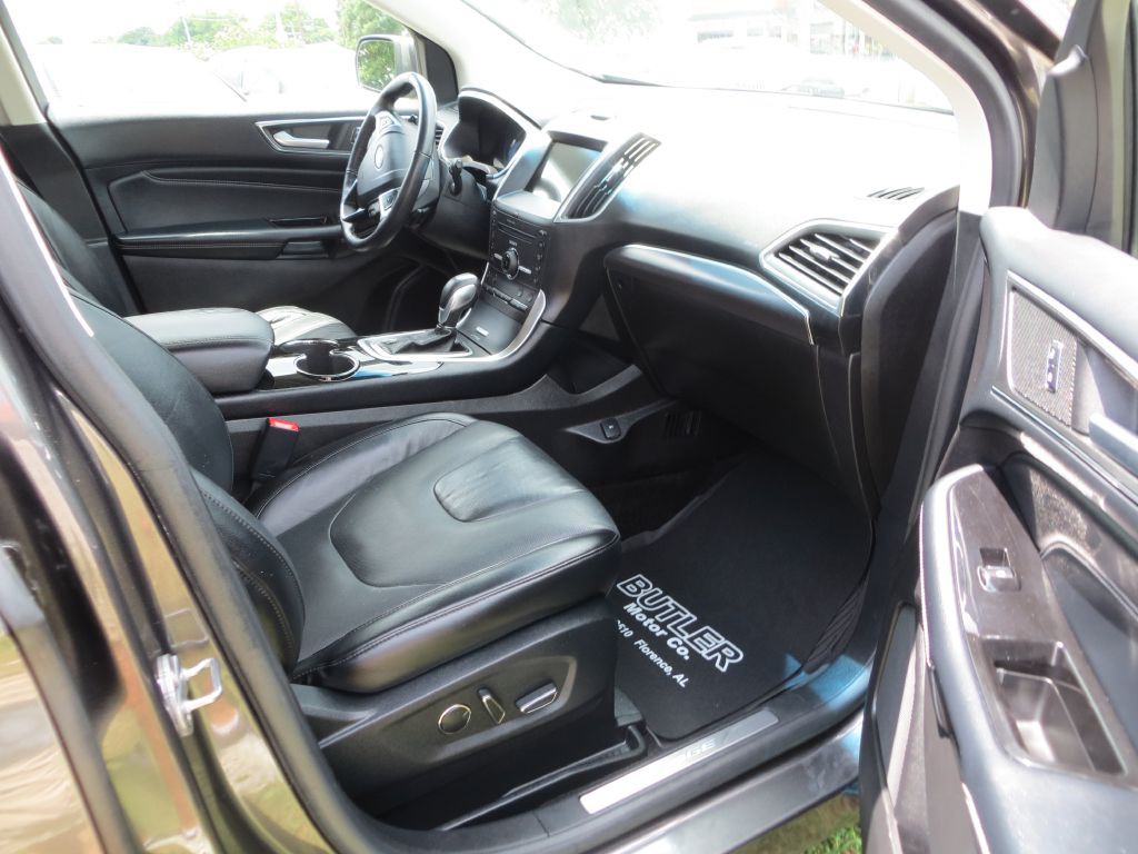 2016 Ford Edge Image 8