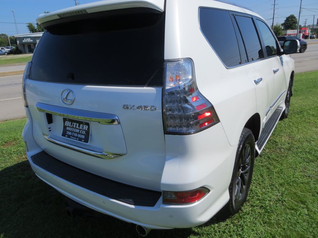 2019 Lexus GX Image 4