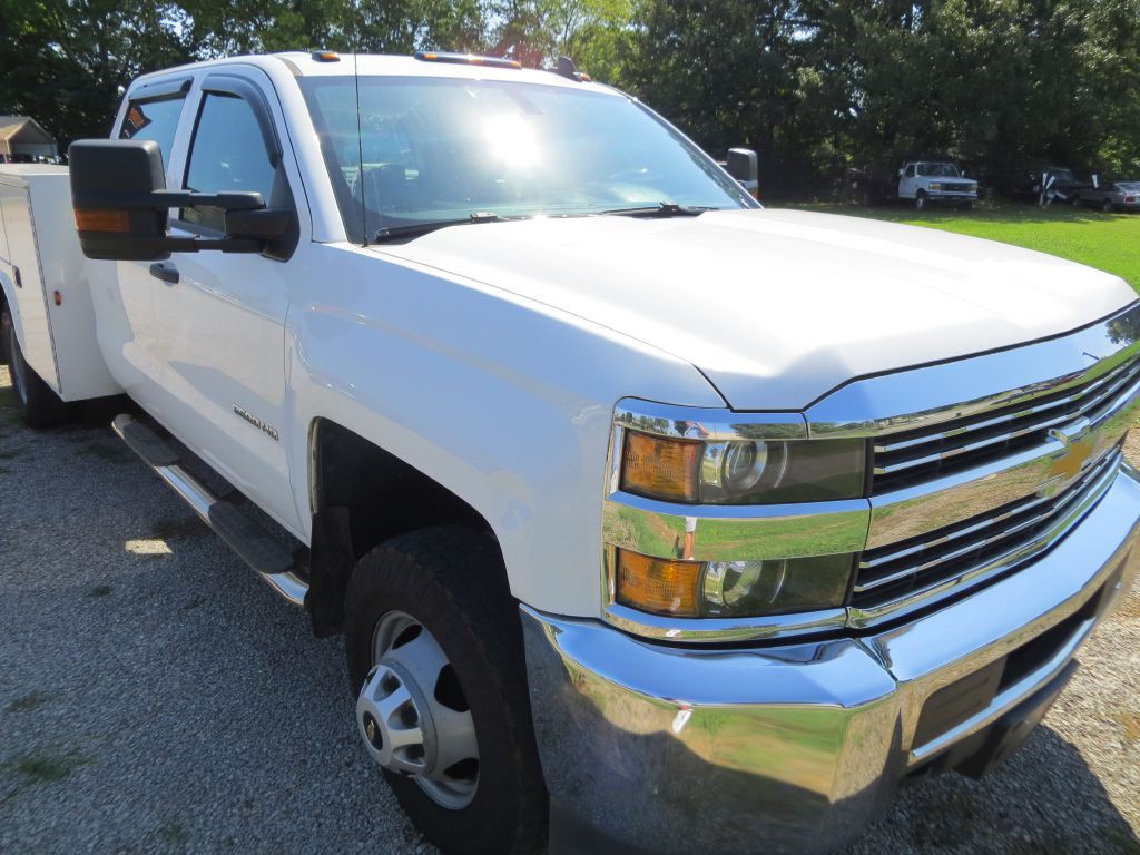 2018 Chevrolet Silverado 1500 Image 3
