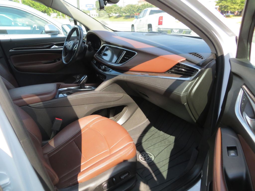 2019 Buick Enclave Image 9