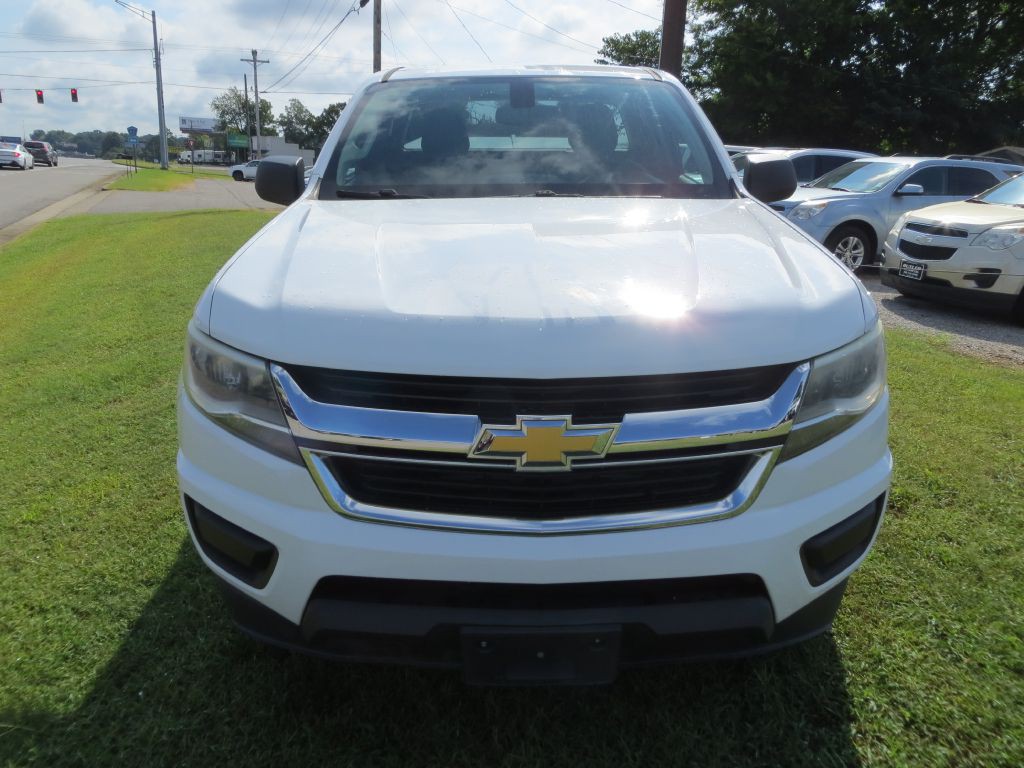 2016 Chevrolet Colorado Image 2