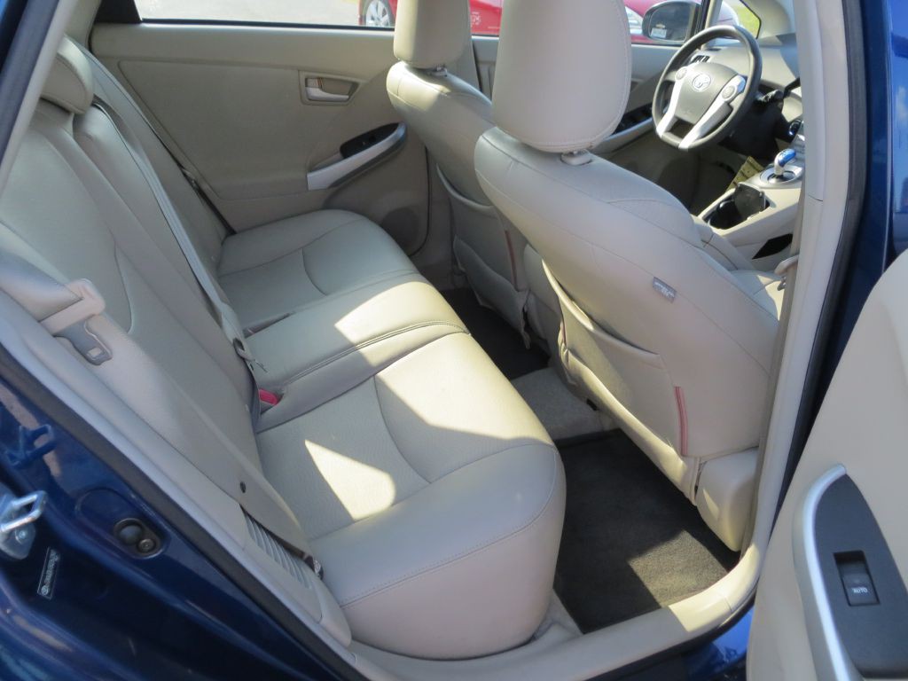 2011 Toyota Prius Image 9