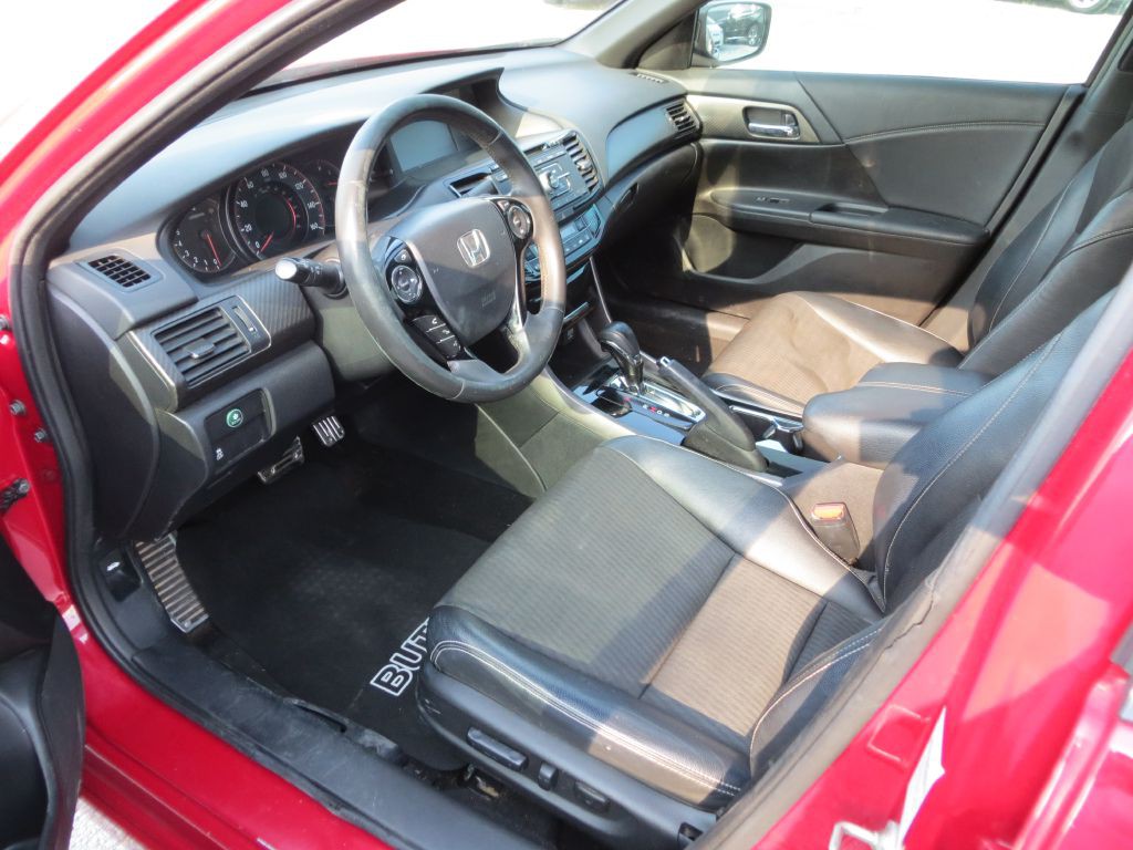 2017 Honda Accord Image 7